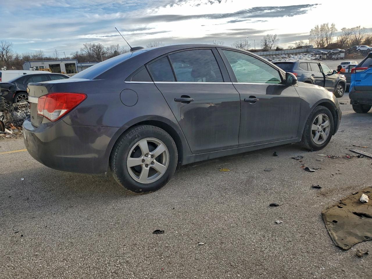 2016 CHEVROLET CRUZE LIMITED LT photo 5