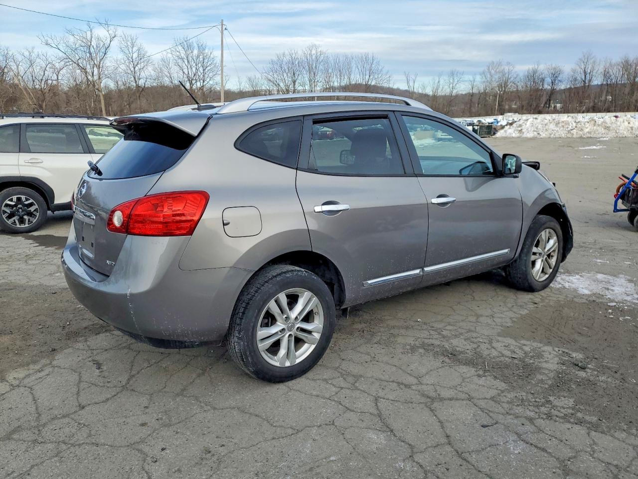 2015 NISSAN ROGUE SELECT S photo 3
