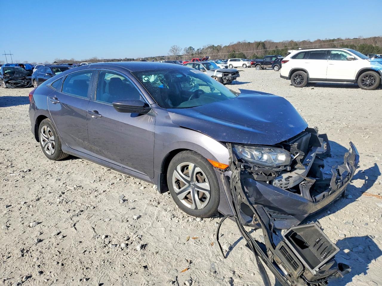 2017 HONDA CIVIC LX photo 4