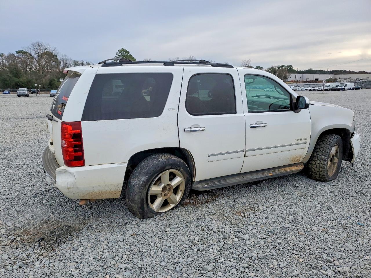 2013 CHEVROLET TAHOE K1500 LTZ photo 3