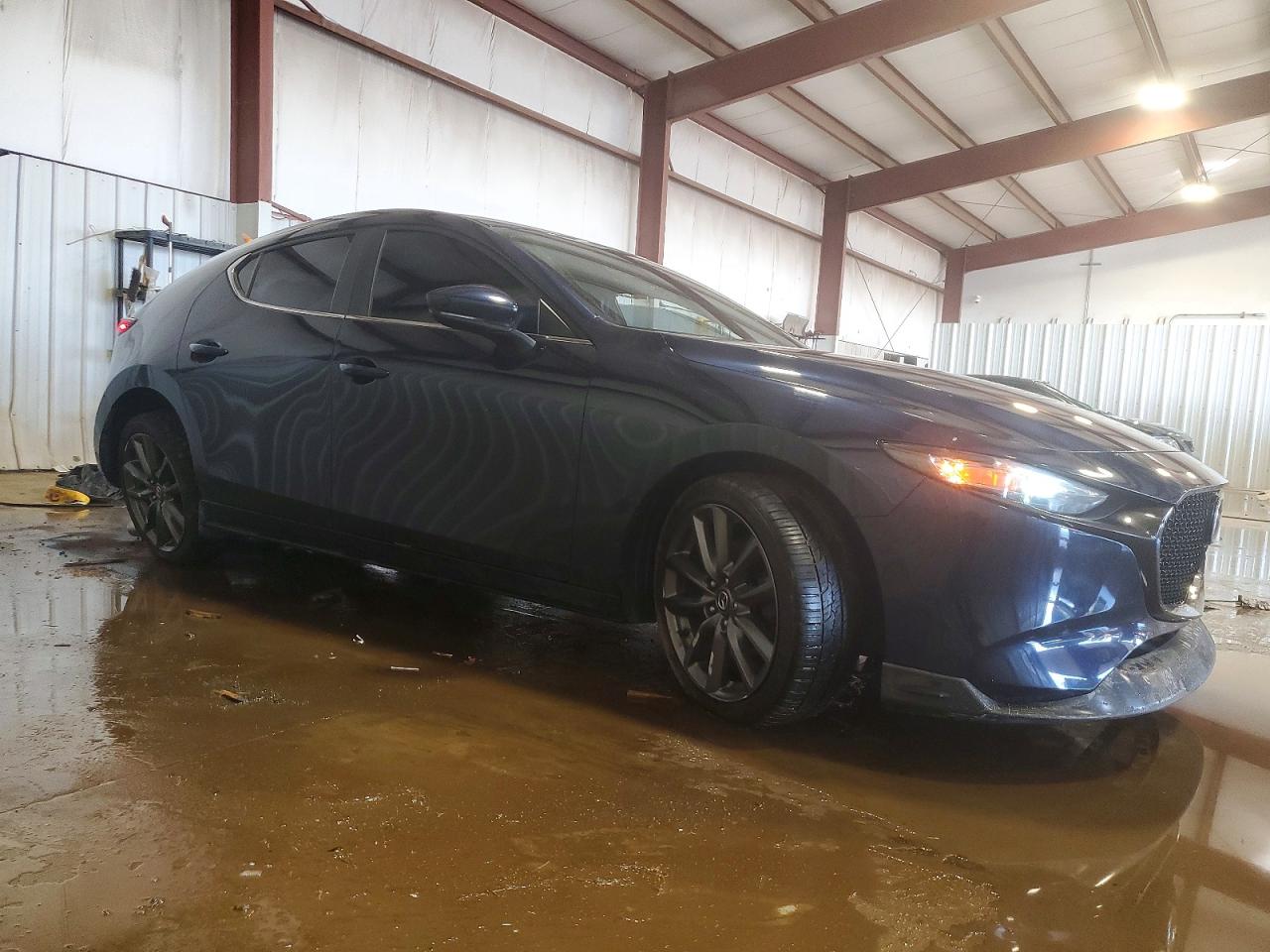 2019 MAZDA 3 photo 4