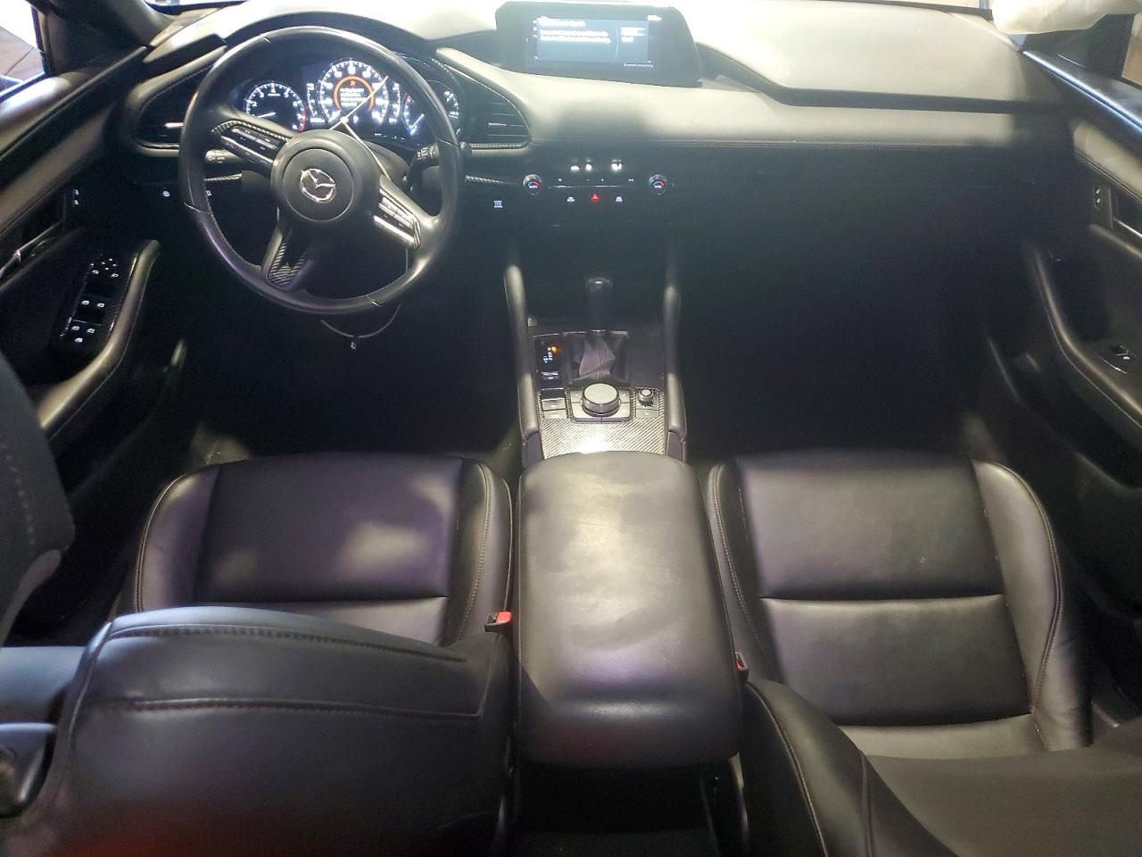 2019 MAZDA 3 photo 8