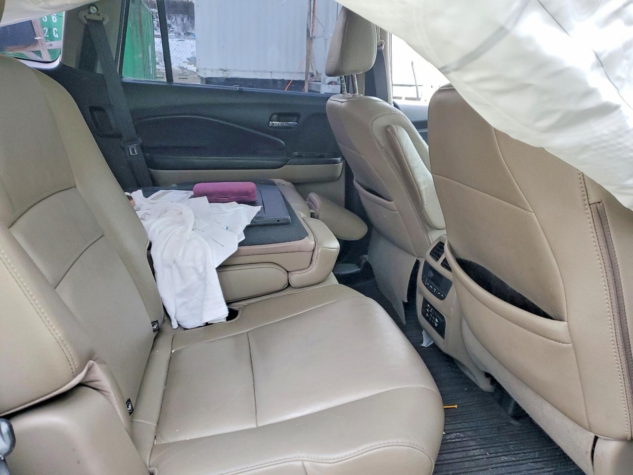 2016 HONDA PILOT TOURING photo 11