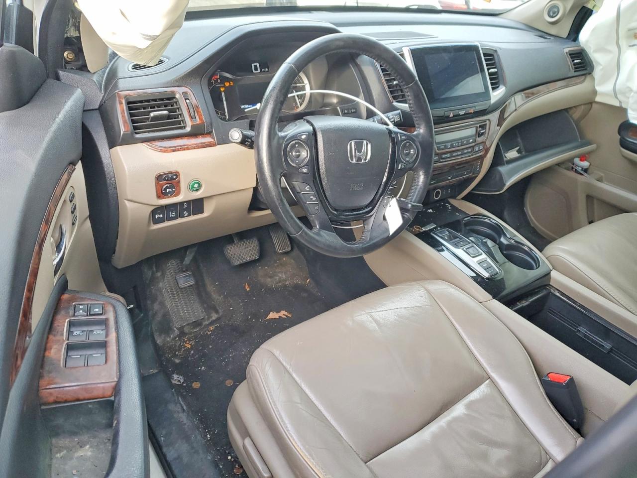 2016 HONDA PILOT TOURING photo 8