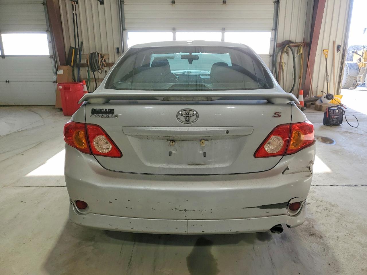 2010 TOYOTA COROLLA BASE photo 11