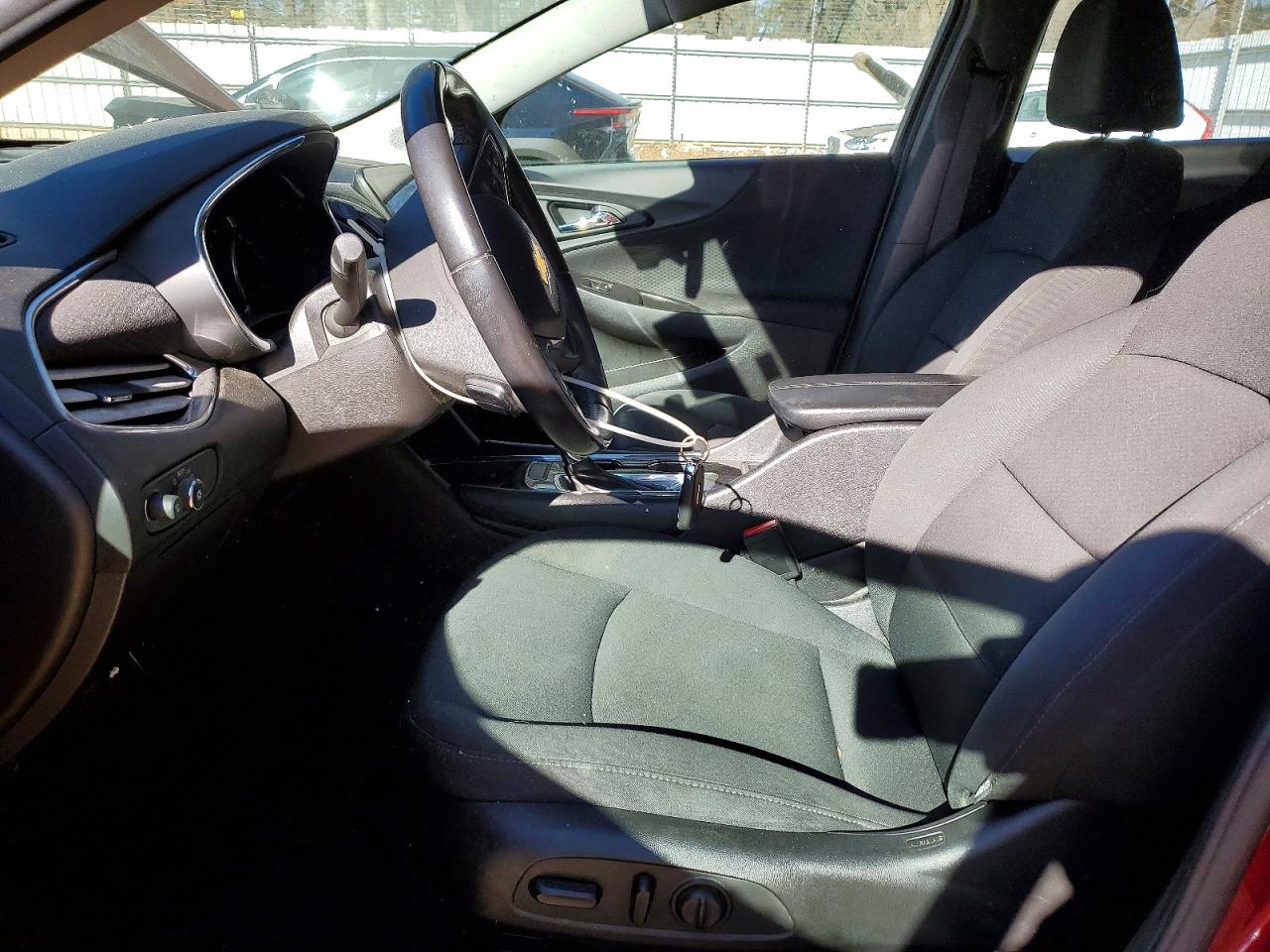 2017 CHEVROLET MALIBU LT photo 7