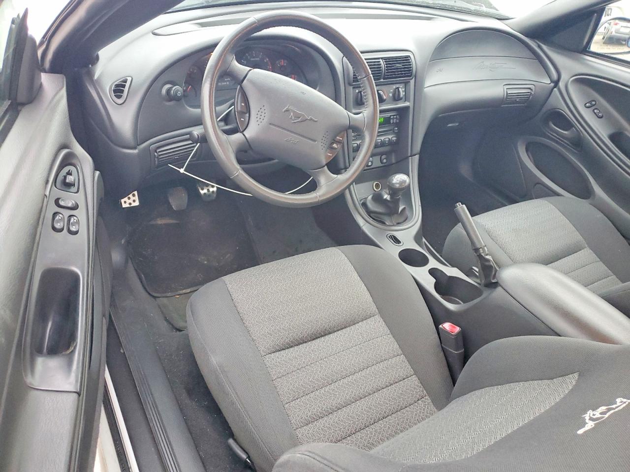2004 FORD MUSTANG GT photo 8
