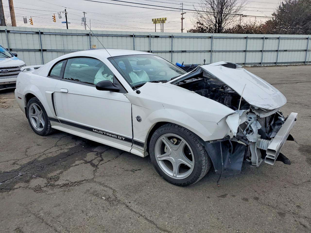 2004 FORD MUSTANG GT photo 4
