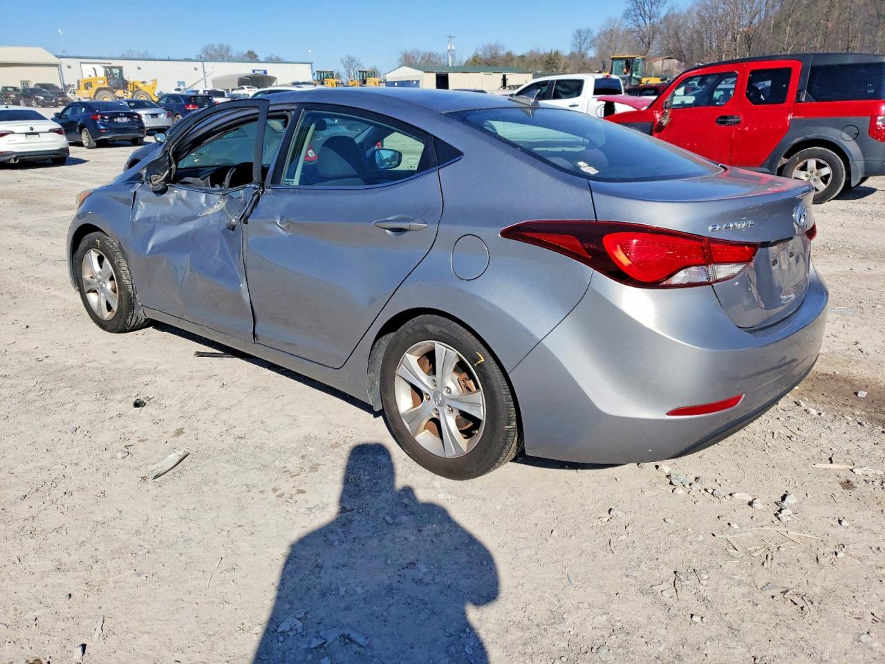 2016 HYUNDAI ELANTRA SE photo 2