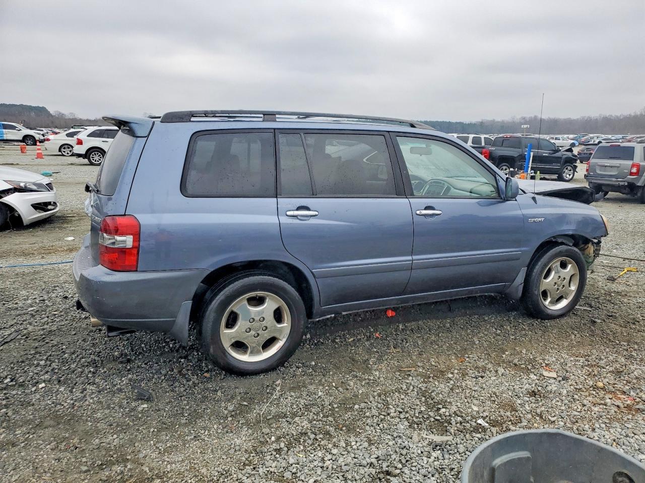 2006 TOYOTA HIGHLANDER SPORT photo 3