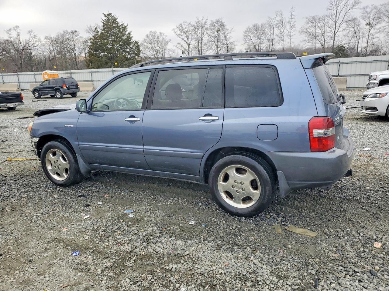 2006 TOYOTA HIGHLANDER SPORT photo 2