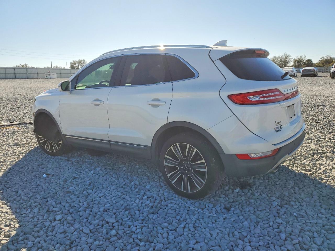 2017 LINCOLN MKC BLACK LABEL photo 2
