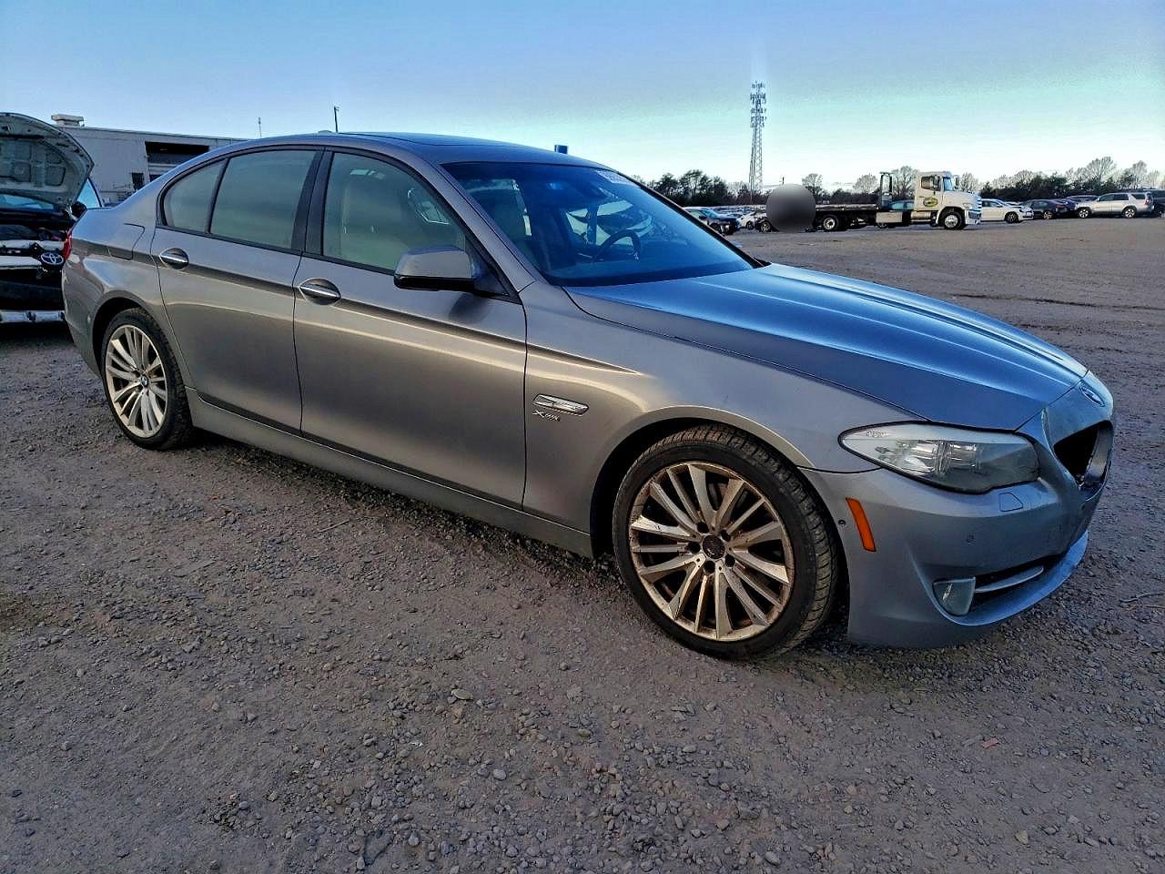 2011 BMW 550 XI photo 4