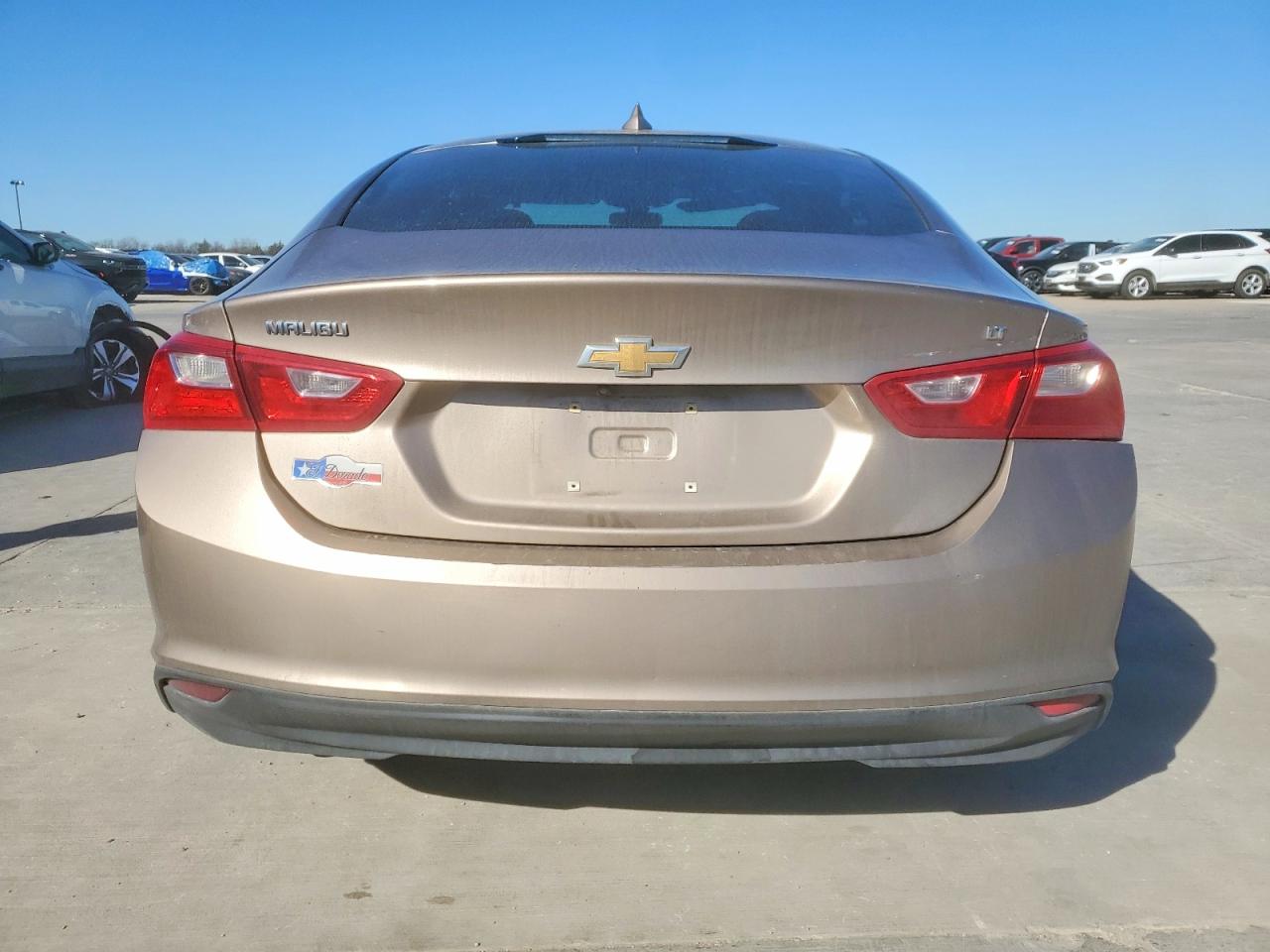 2018 CHEVROLET MALIBU LT photo 6
