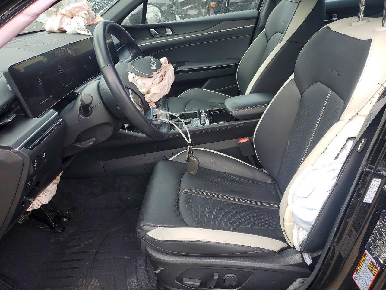 2025 KIA K5 GT LINE photo 7