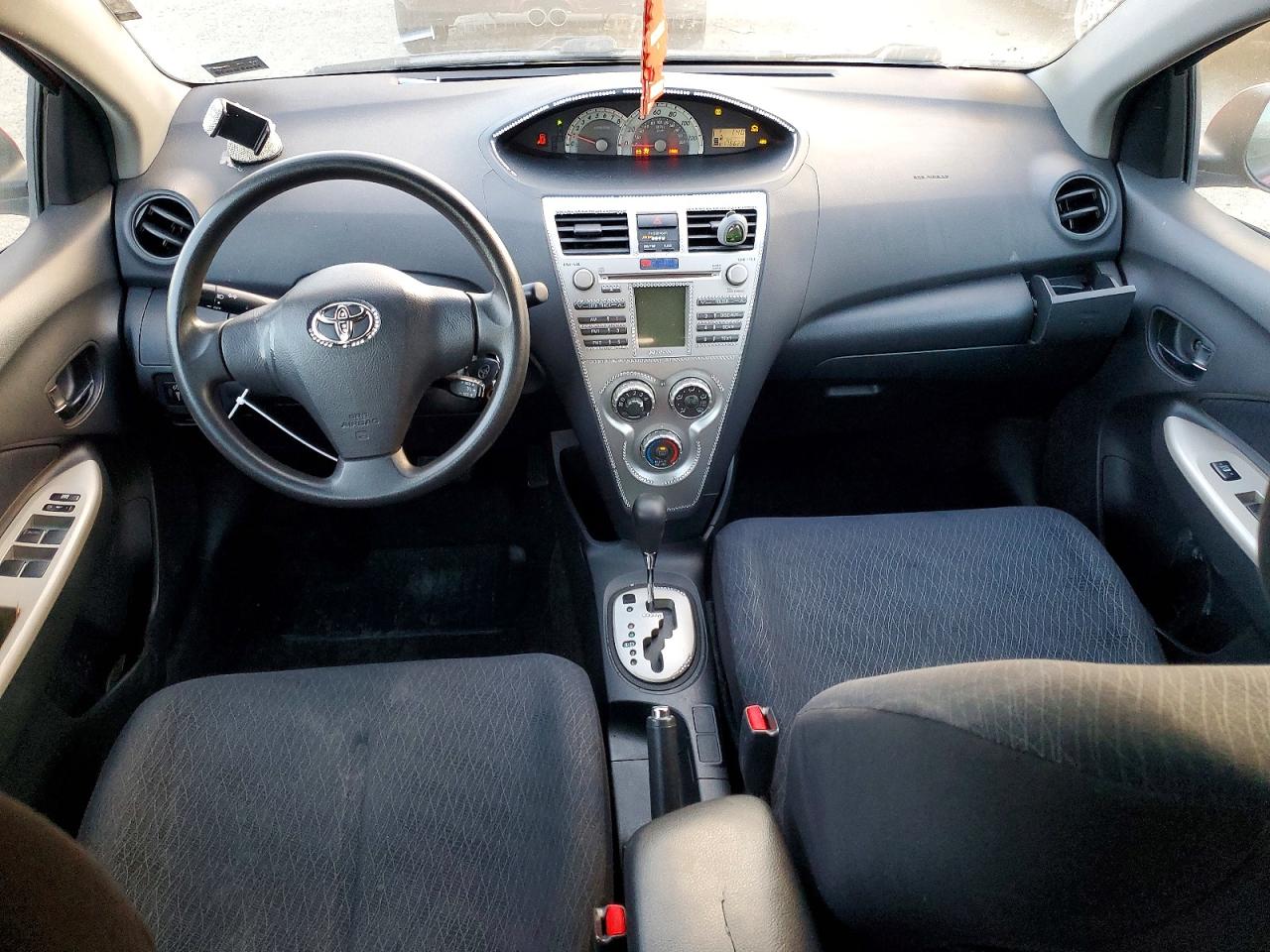 2008 TOYOTA YARIS photo 15