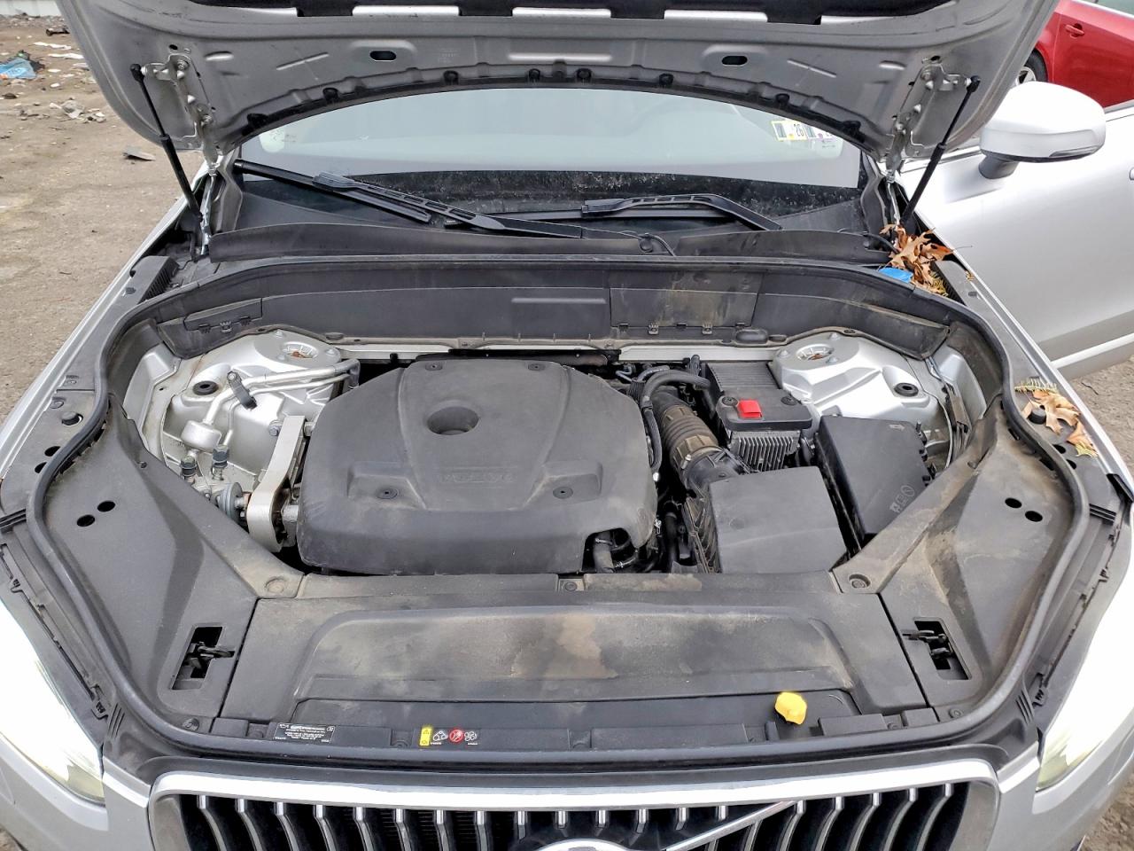 2021 VOLVO XC90 T6 MOMENTUM photo 12