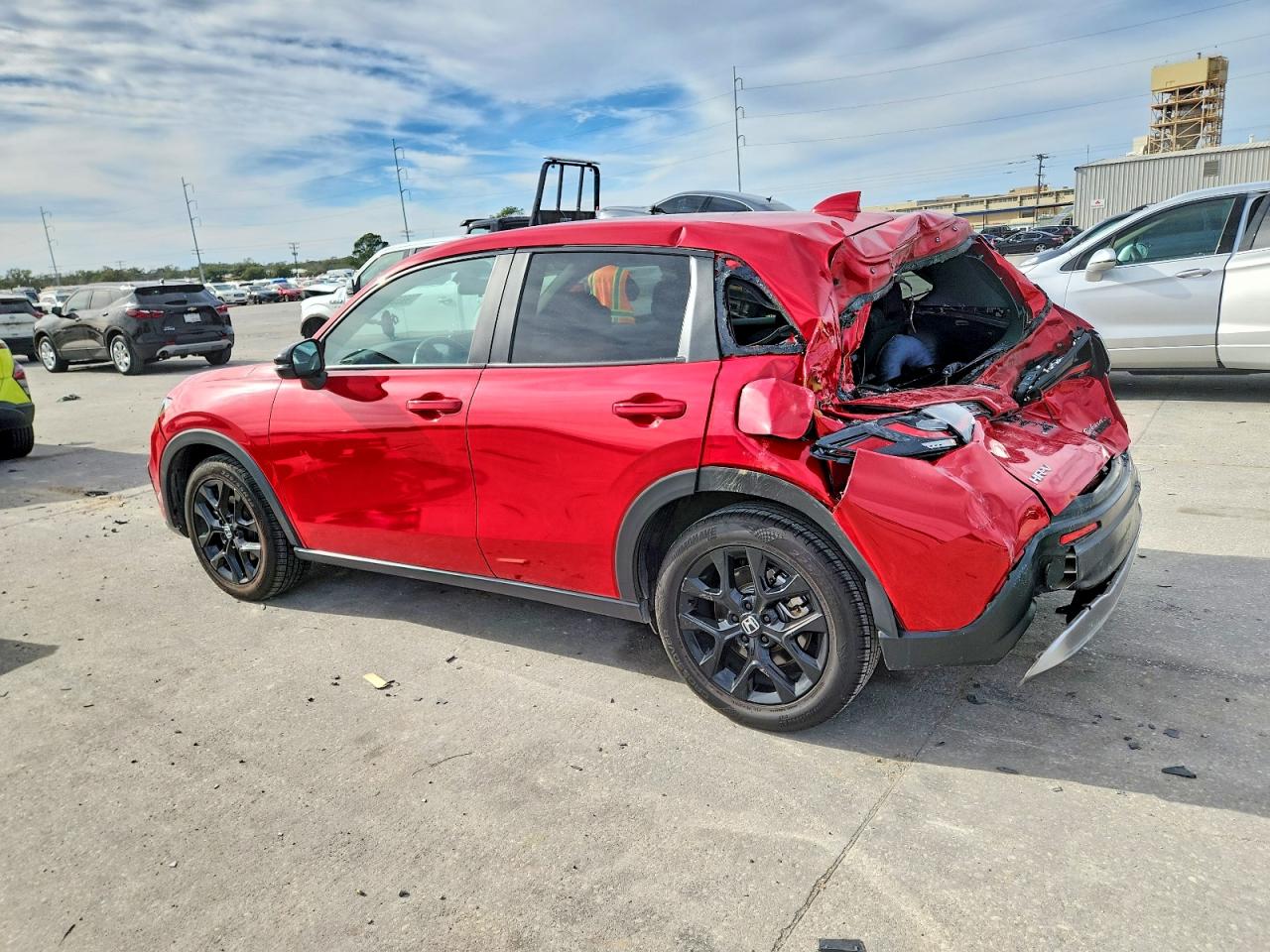 2024 HONDA HR-V SPORT photo 2