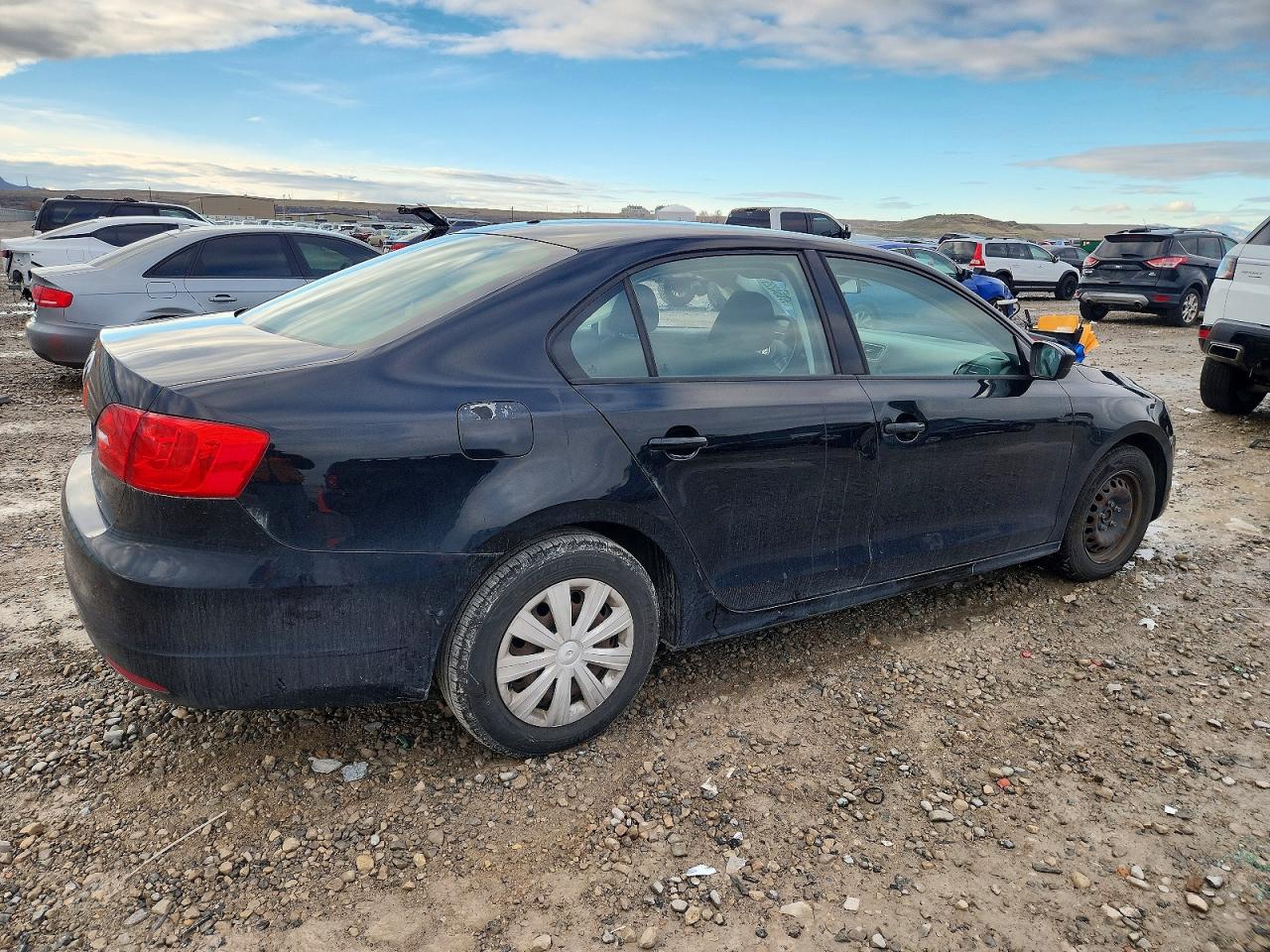2014 VOLKSWAGEN JETTA BASE photo 3
