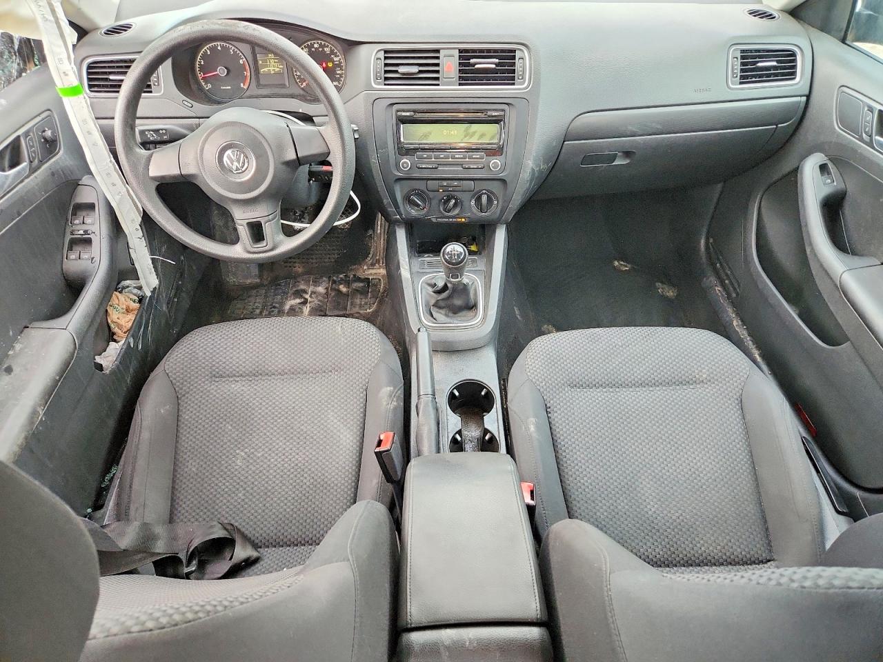 2014 VOLKSWAGEN JETTA BASE photo 8