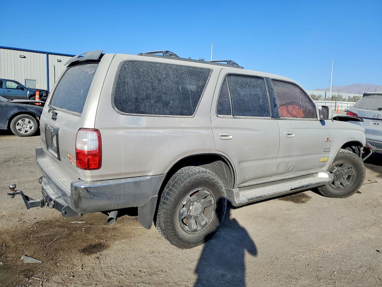 1996 TOYOTA 4RUNNER SR5 photo 3