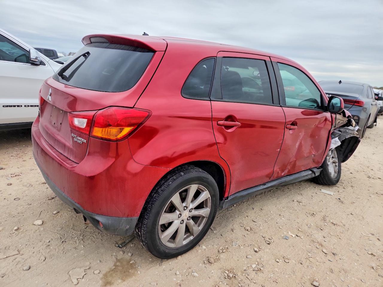 2015 MITSUBISHI OUTLANDER SPORT ES photo 3