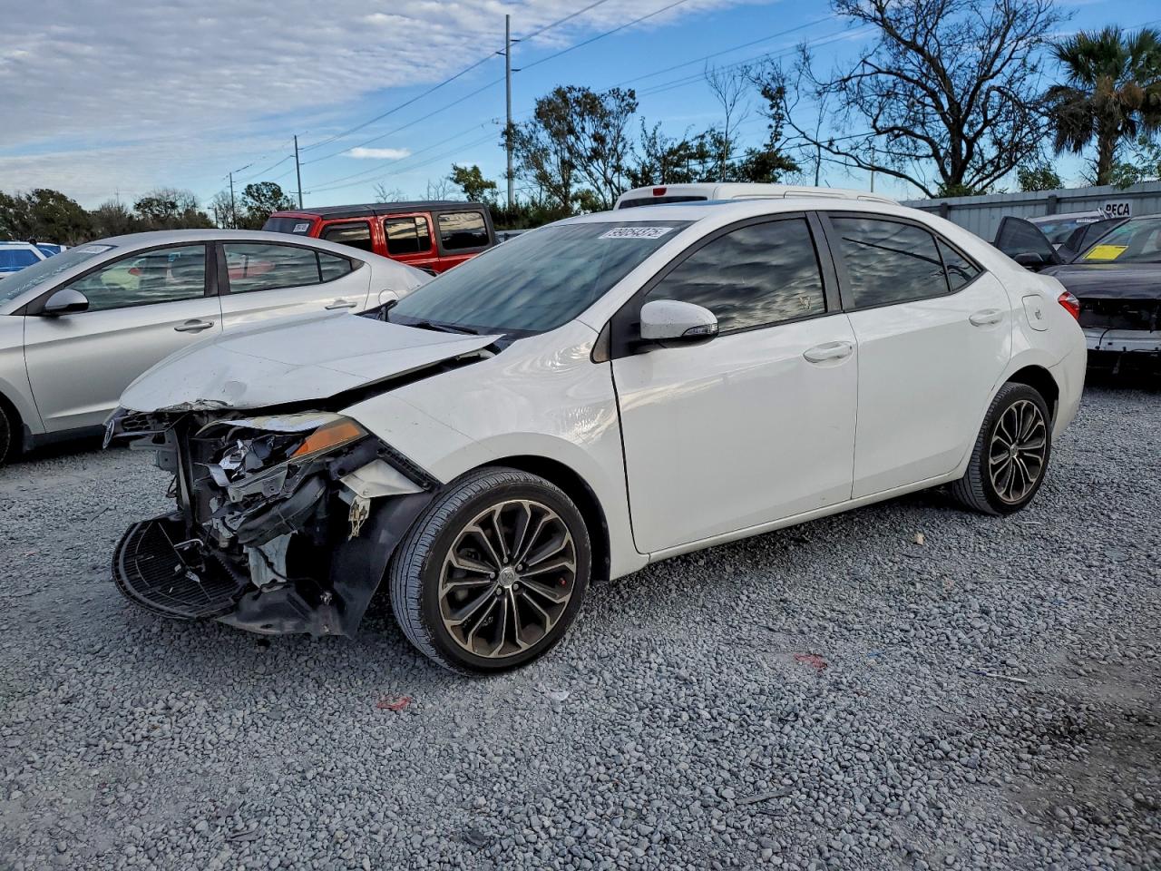 2016 TOYOTA COROLLA