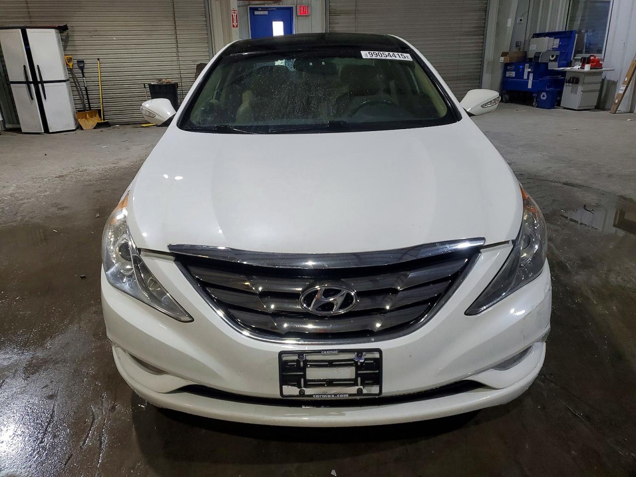 2013 HYUNDAI SONATA SE photo 5