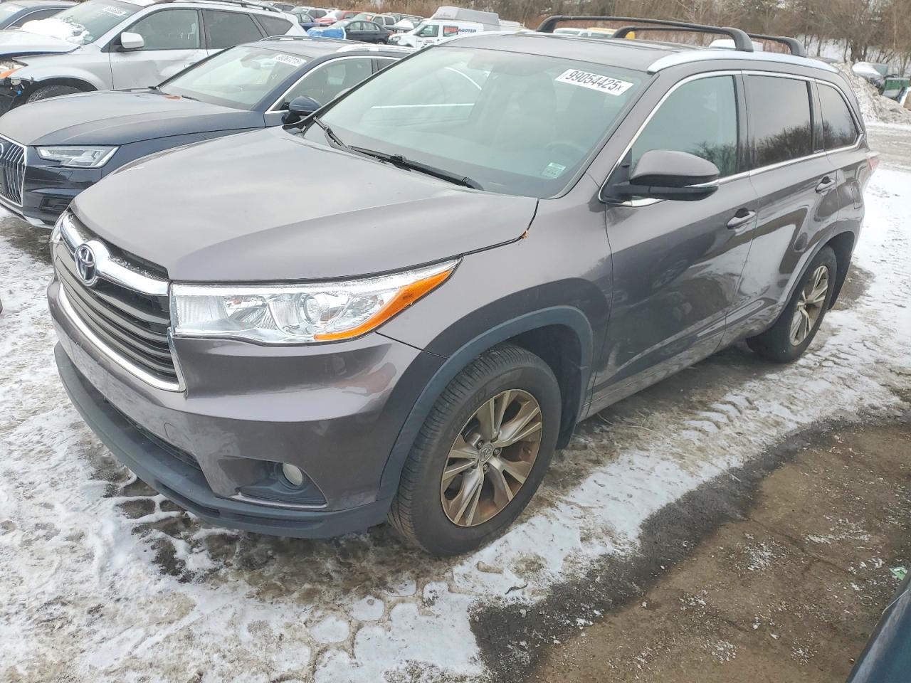 2014 TOYOTA HIGHLANDER