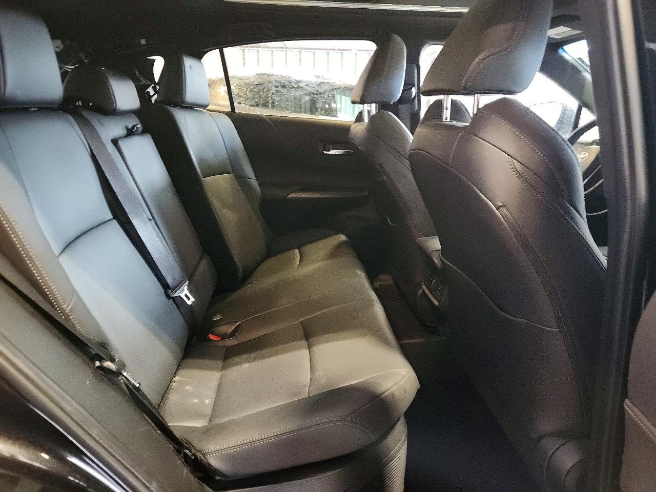 2023 TOYOTA VENZA LE photo 11