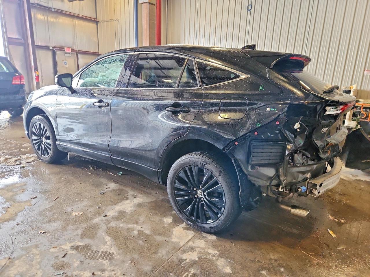 2023 TOYOTA VENZA LE photo 2