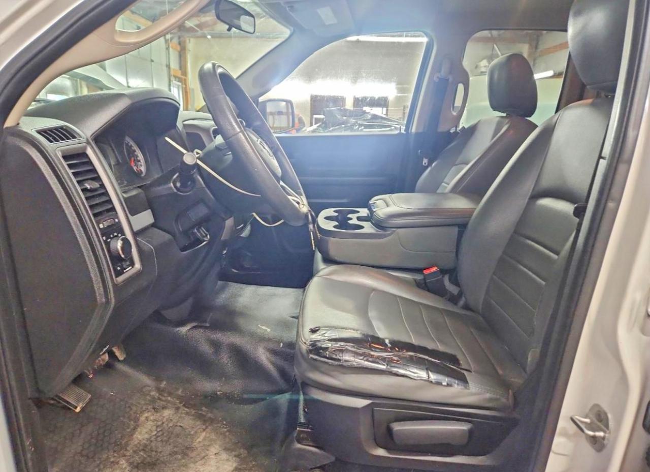 2013 RAM 1500 ST photo 7