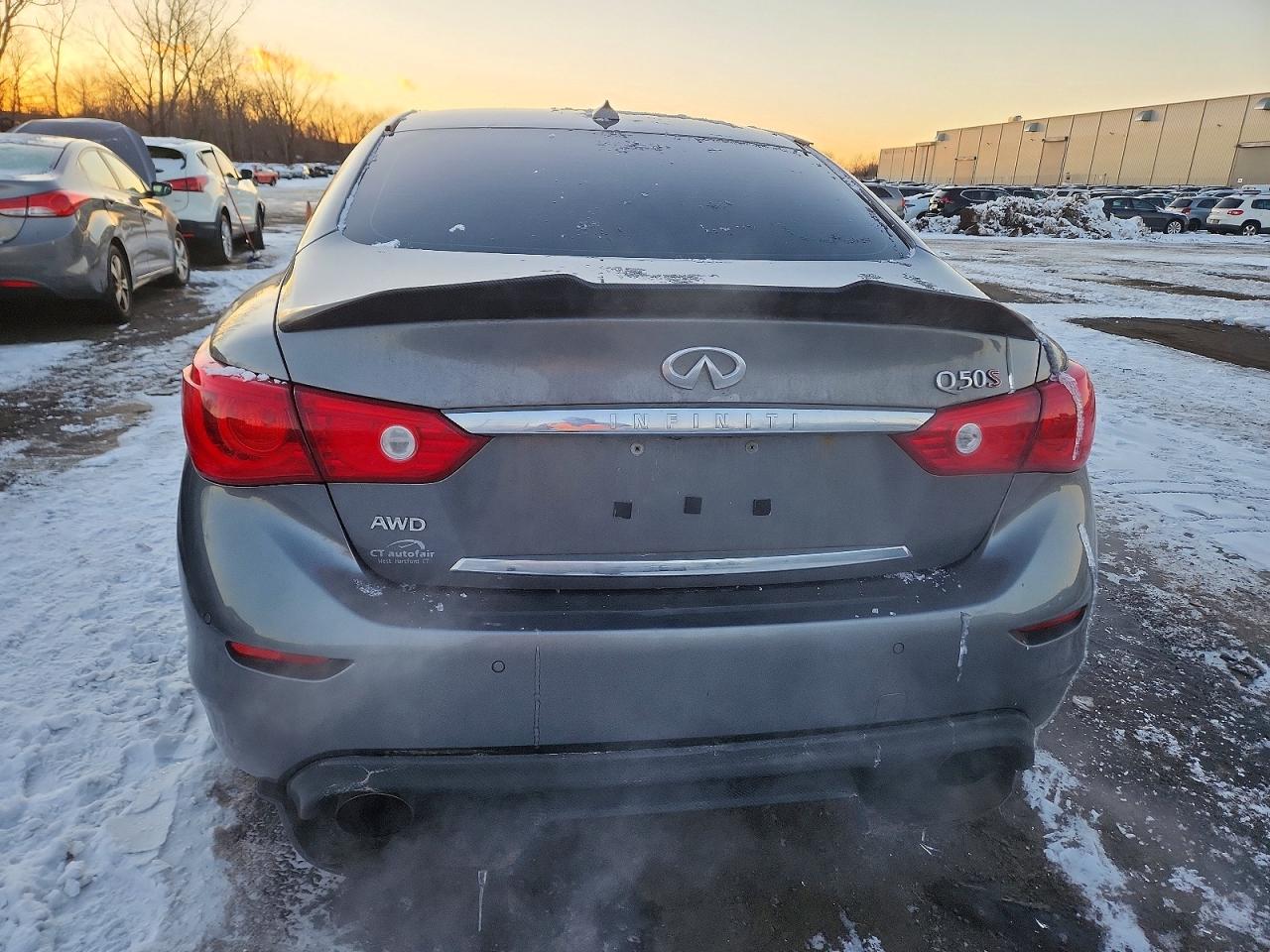 2015 INFINITI Q50 BASE photo 6