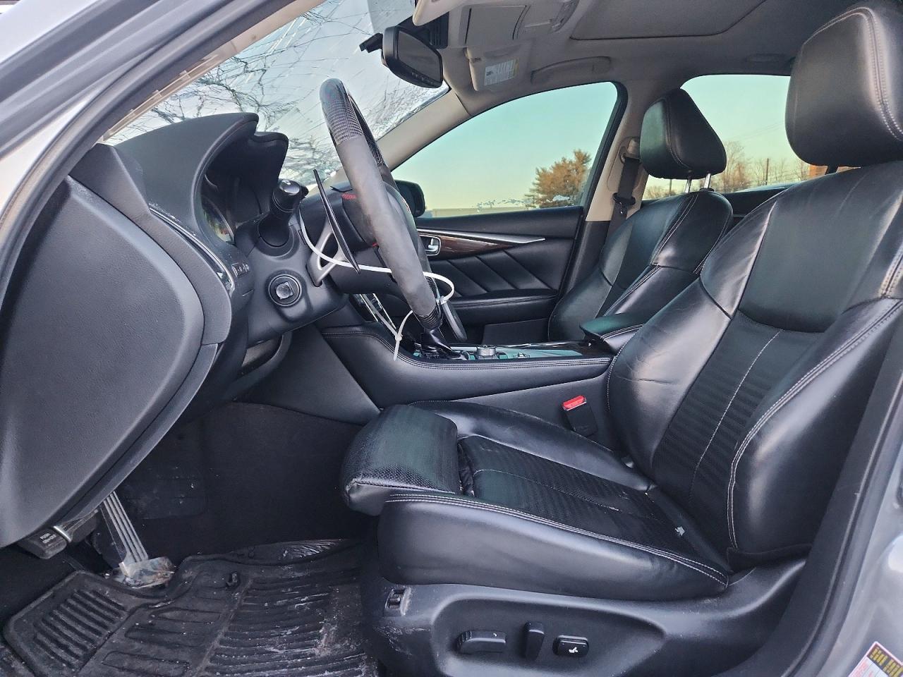 2015 INFINITI Q50 BASE photo 7