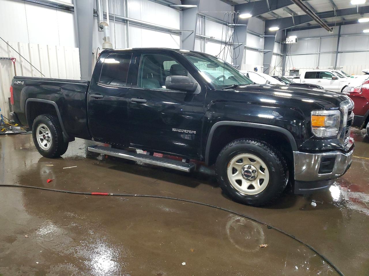 2015 GMC SIERRA K1500 photo 4