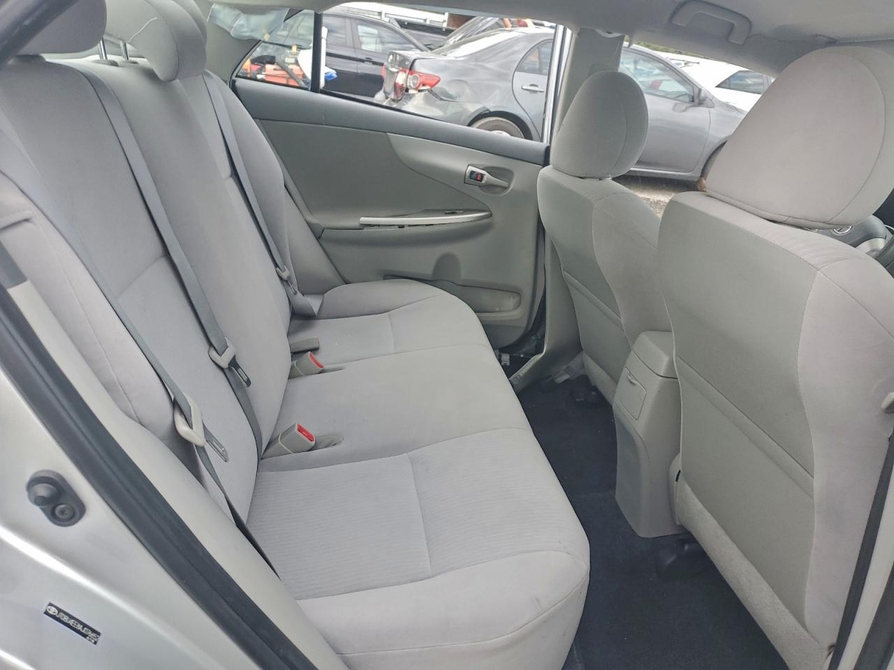 2010 TOYOTA COROLLA BASE photo 10