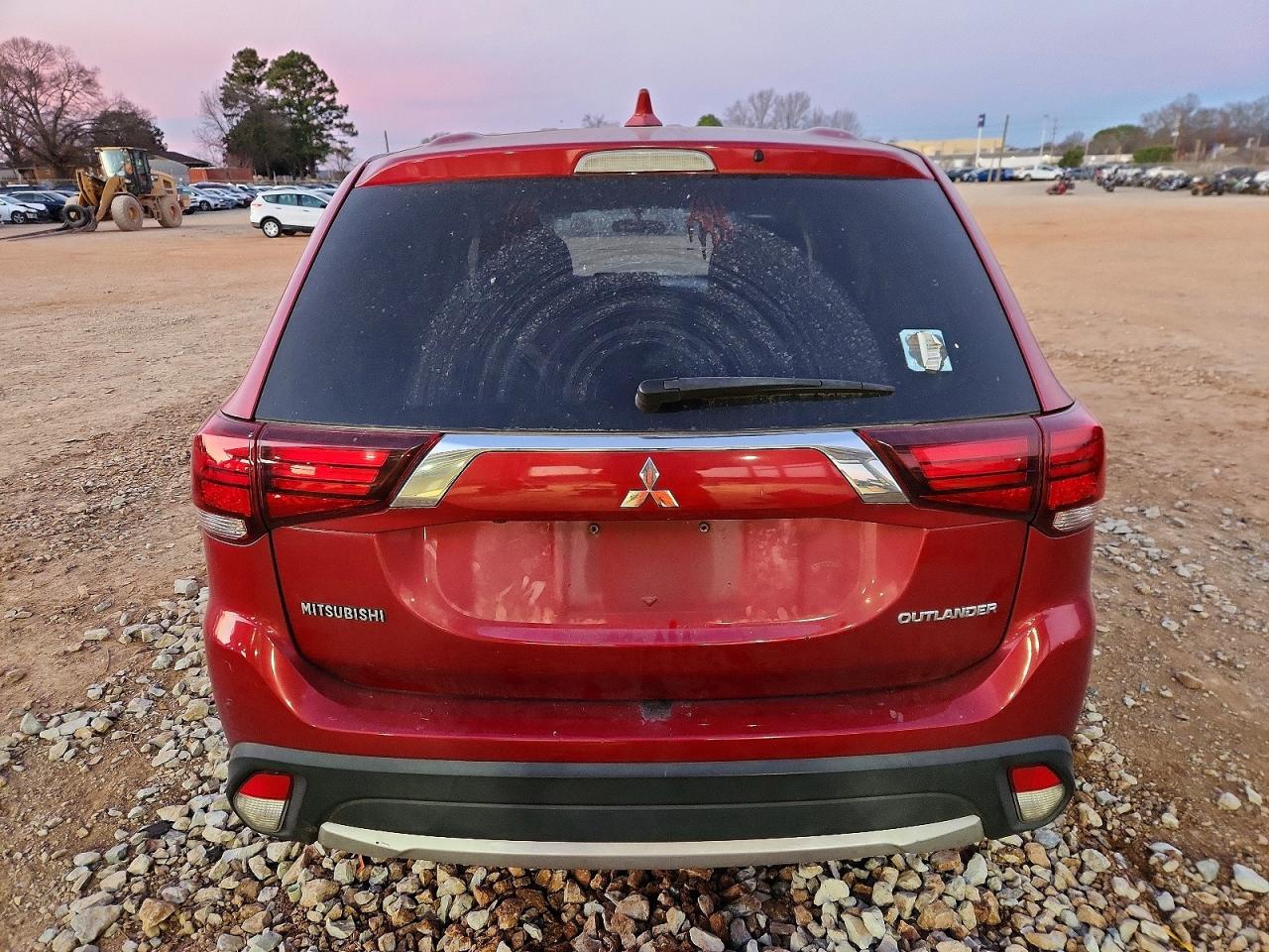 2018 MITSUBISHI OUTLANDER ES photo 6