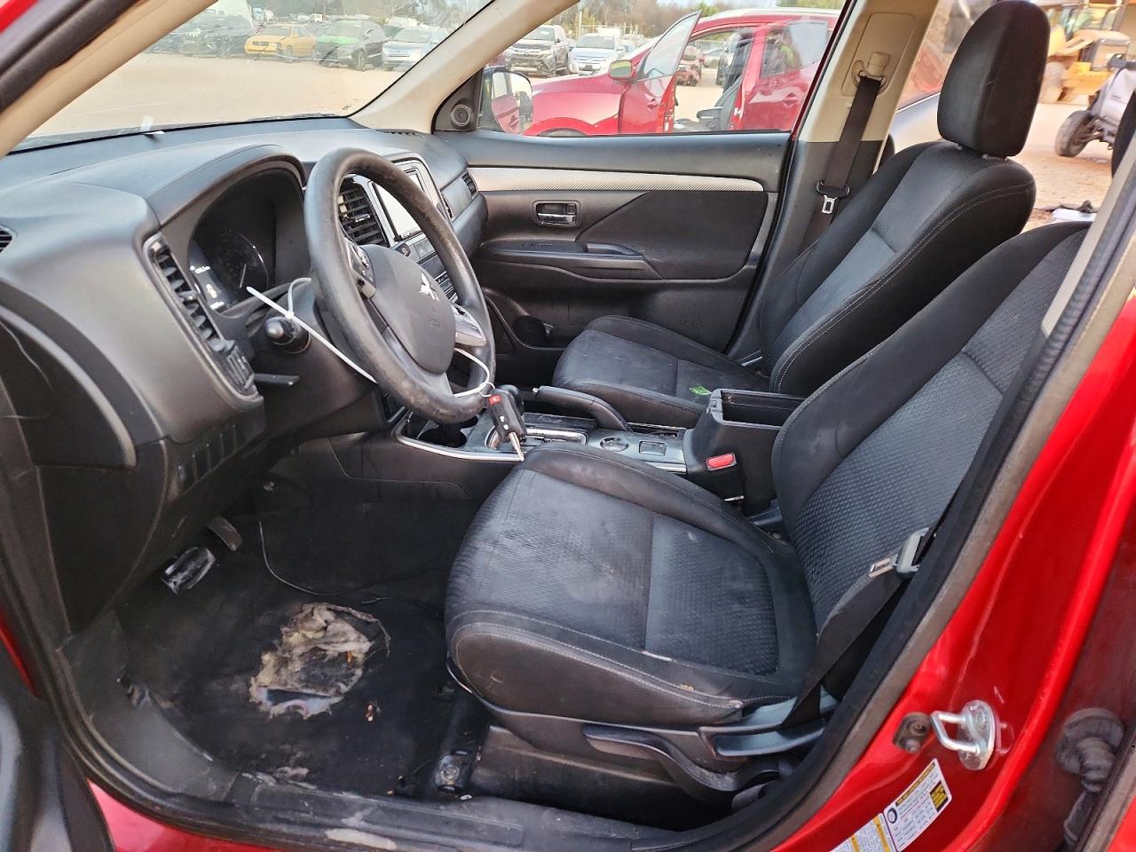 2018 MITSUBISHI OUTLANDER ES photo 7