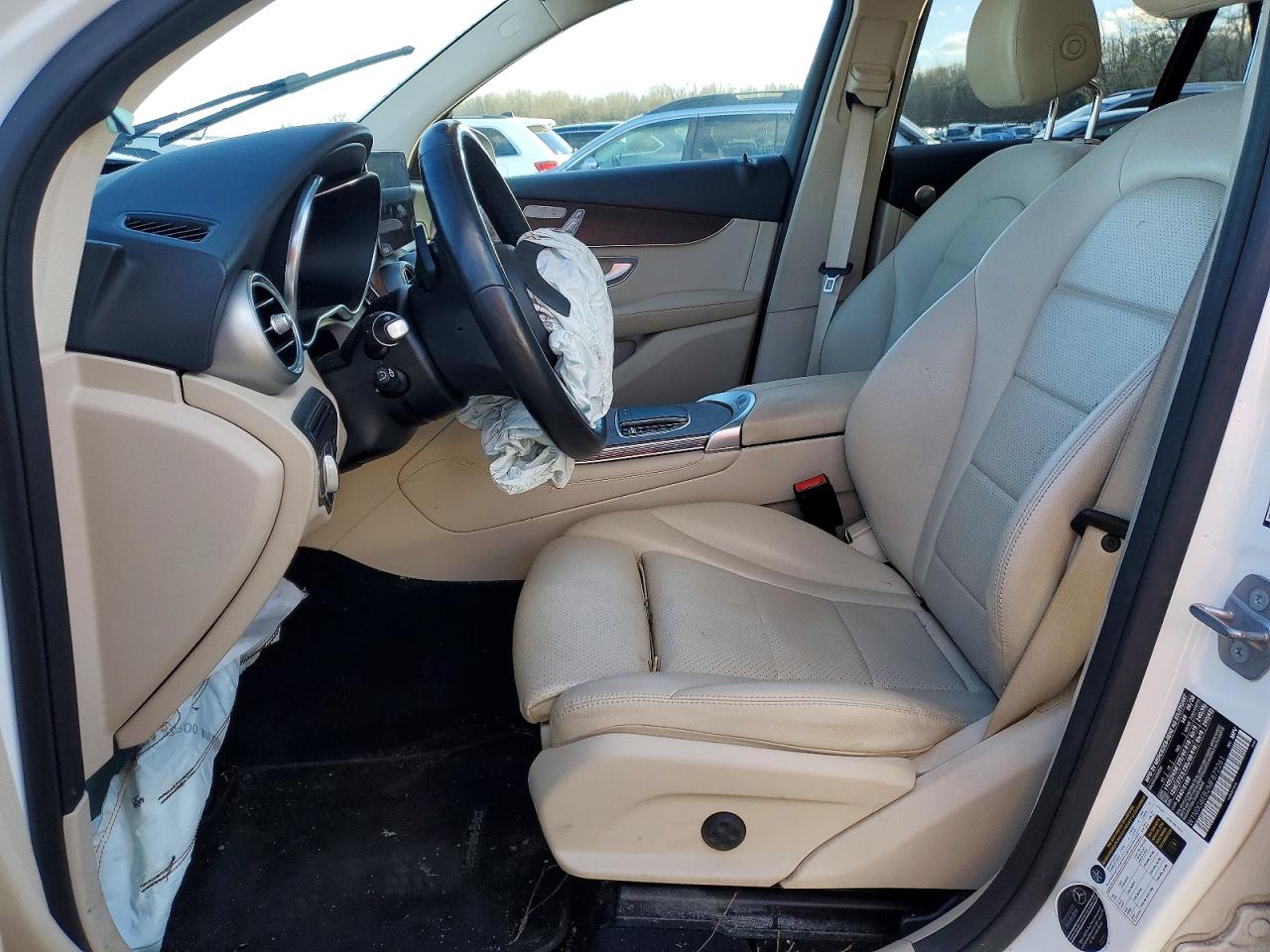 2021 MERCEDES-BENZ GLC 300 4MATIC photo 7