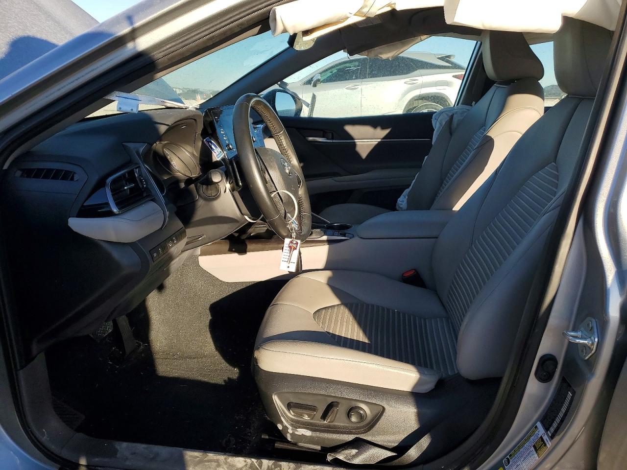 2024 TOYOTA CAMRY SE NIGHT SHADE photo 7