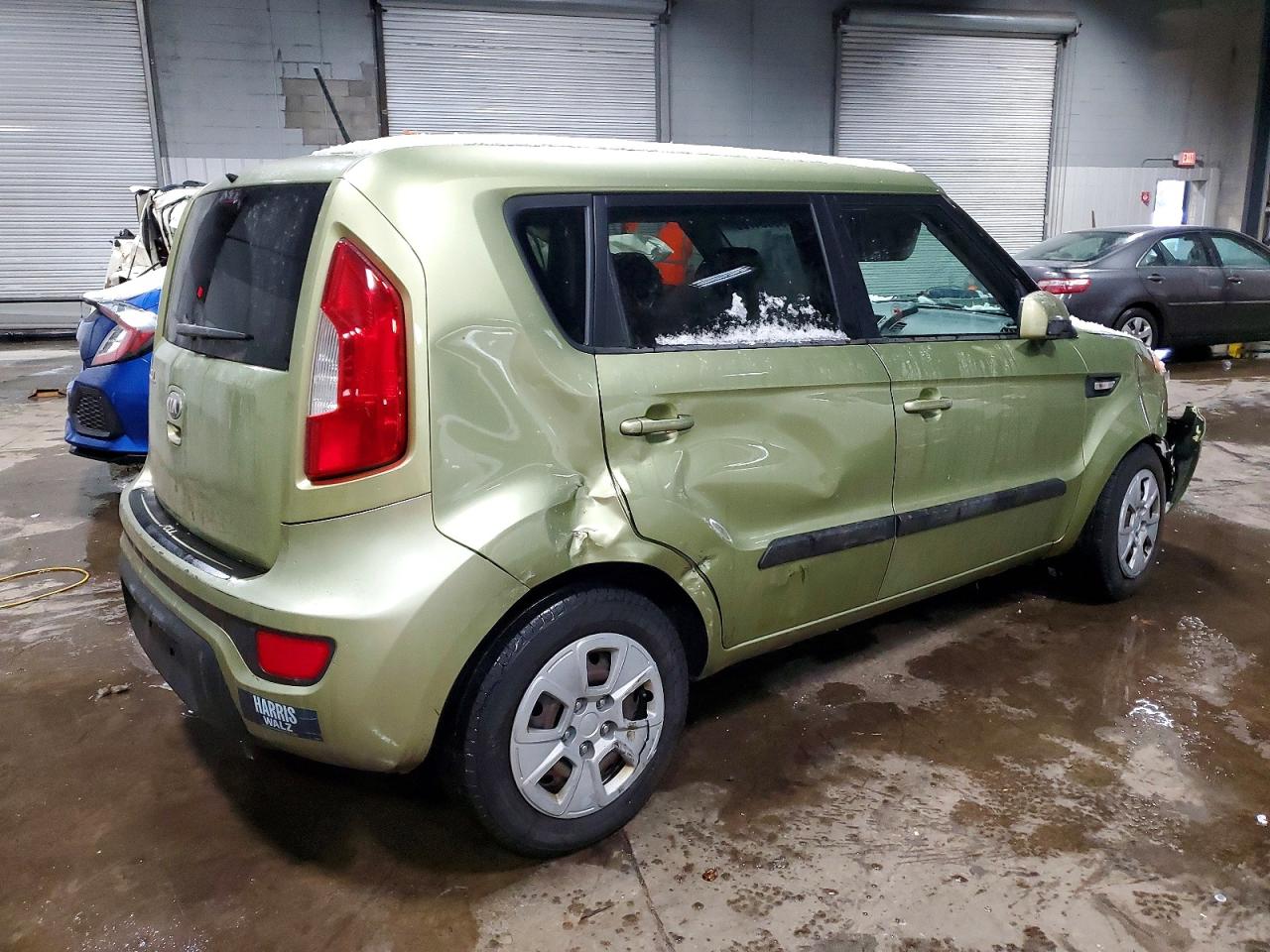 2013 KIA SOUL photo 3