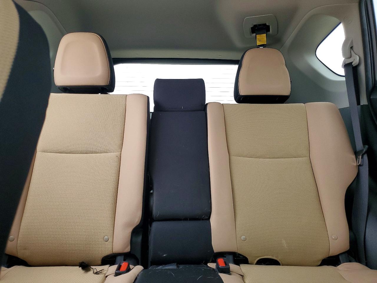 2018 TOYOTA RAV4 ADVENTURE photo 10