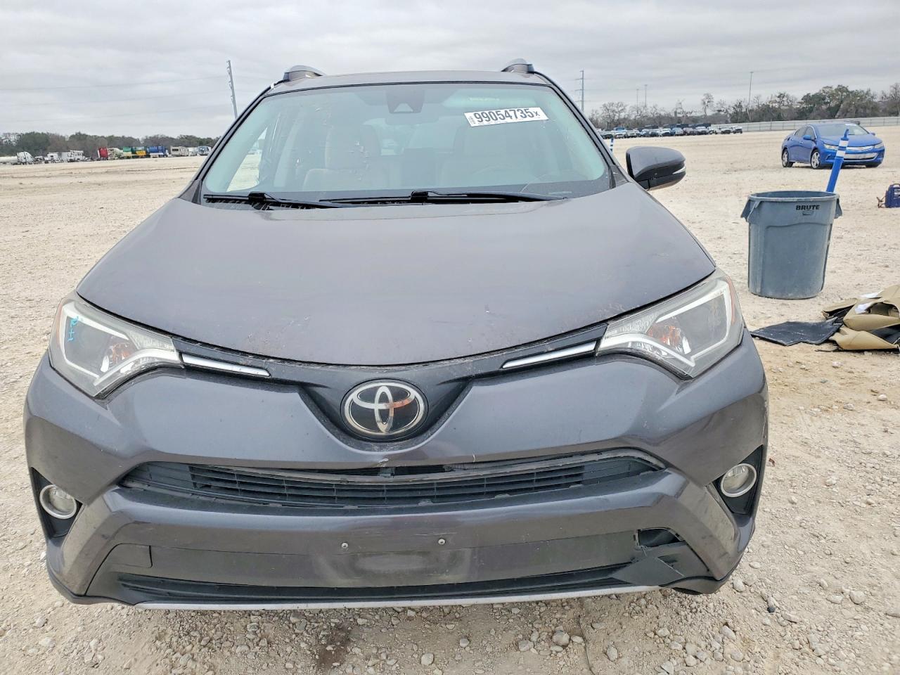 2018 TOYOTA RAV4 ADVENTURE photo 5