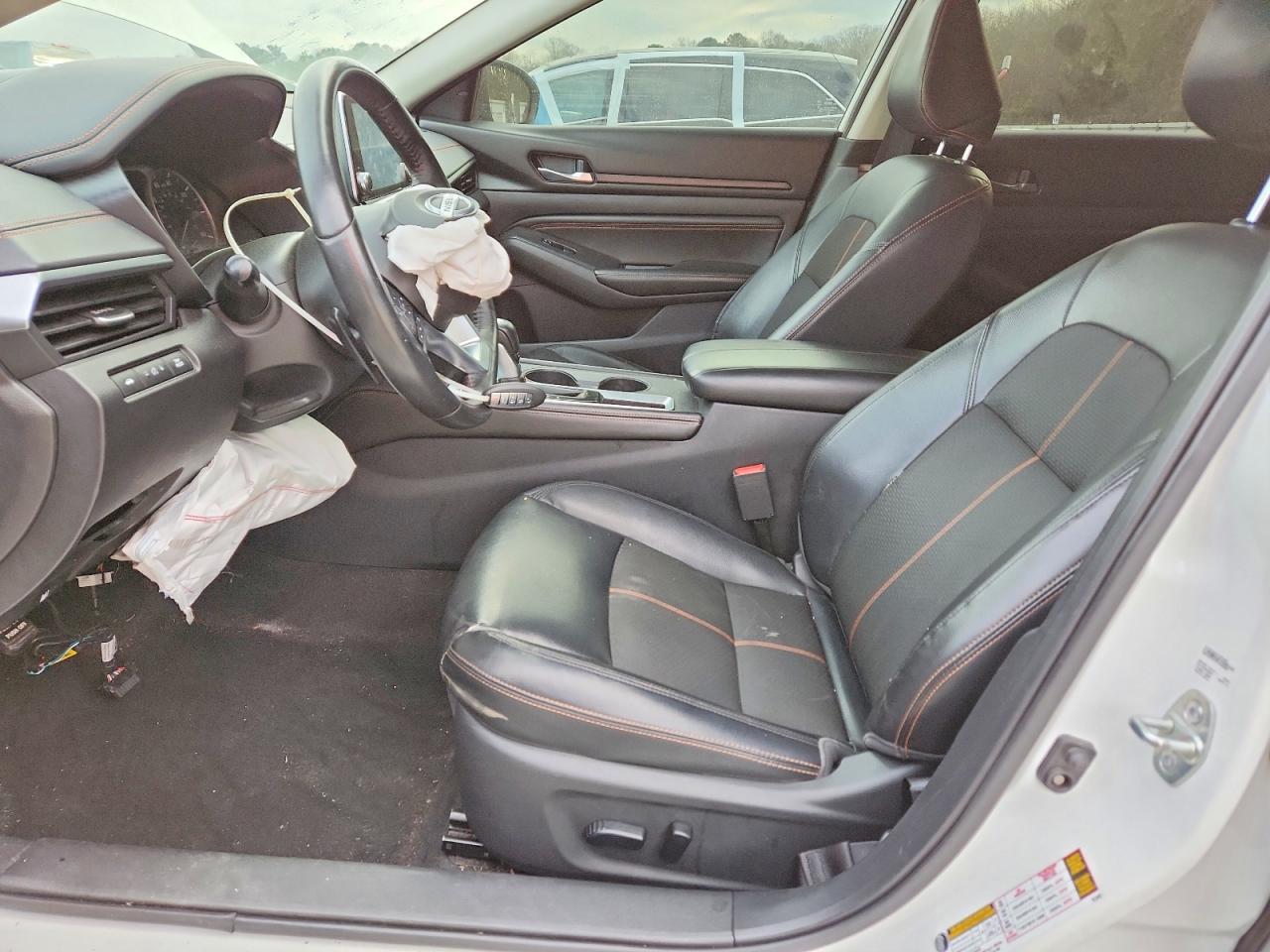2019 NISSAN ALTIMA SR photo 7