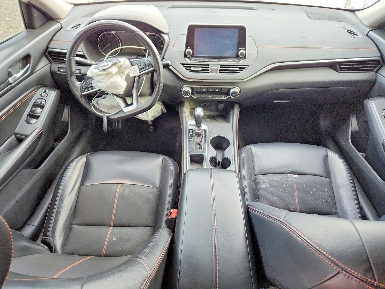2019 NISSAN ALTIMA SR photo 8