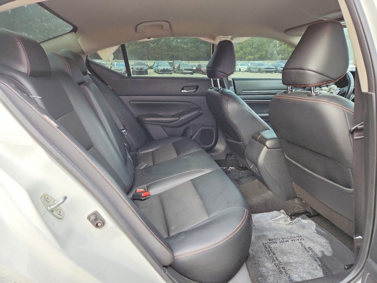 2019 NISSAN ALTIMA SR photo 10