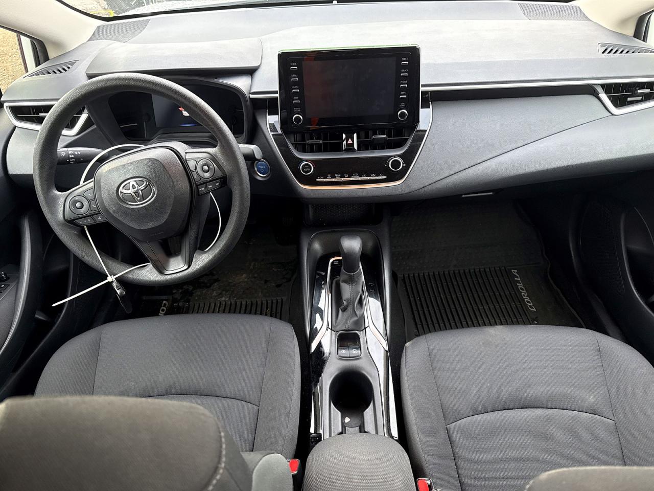 2020 TOYOTA COROLLA LE photo 8