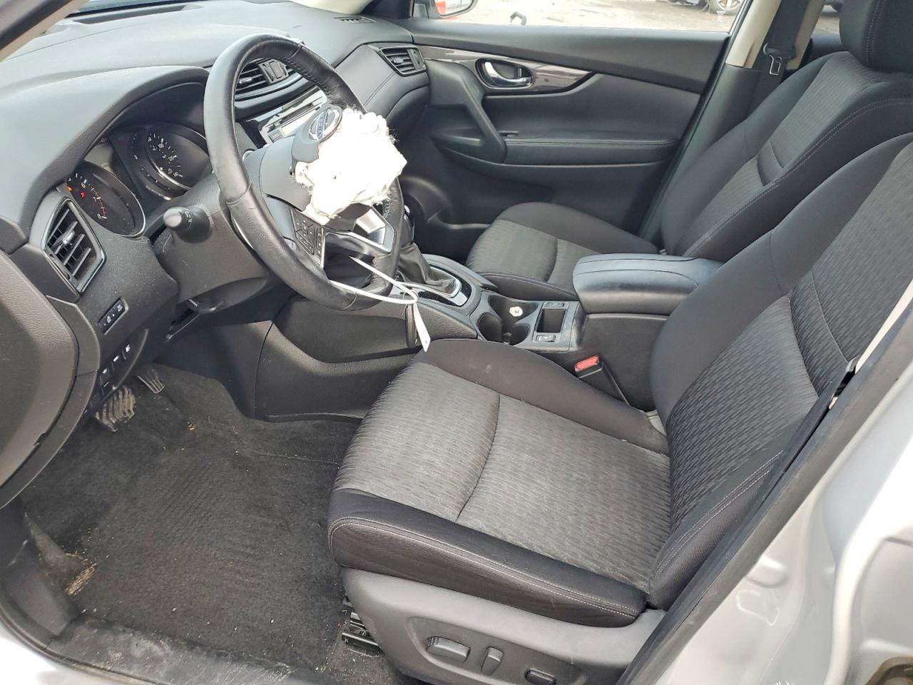 2019 NISSAN ROGUE S photo 7