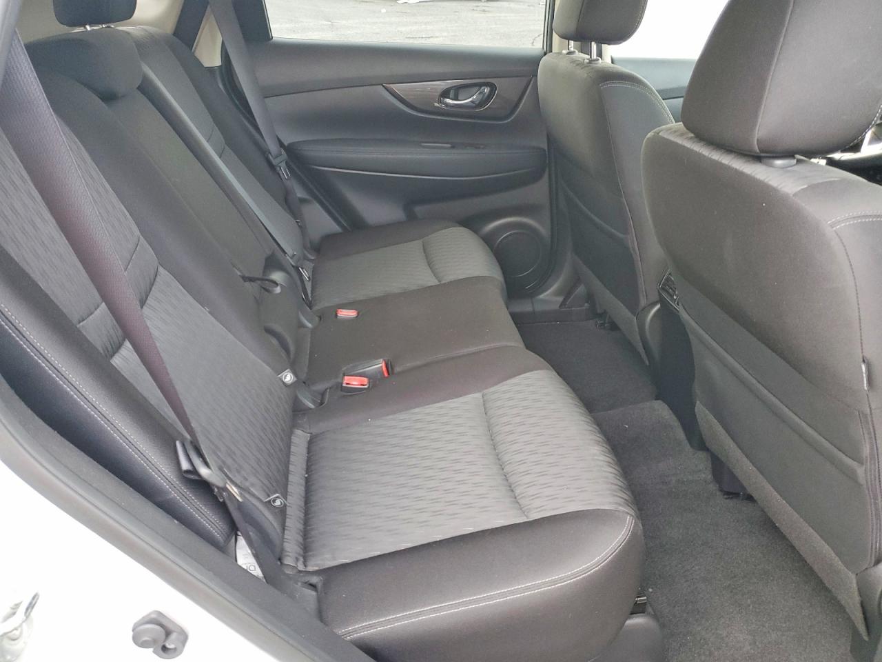 2019 NISSAN ROGUE S photo 11