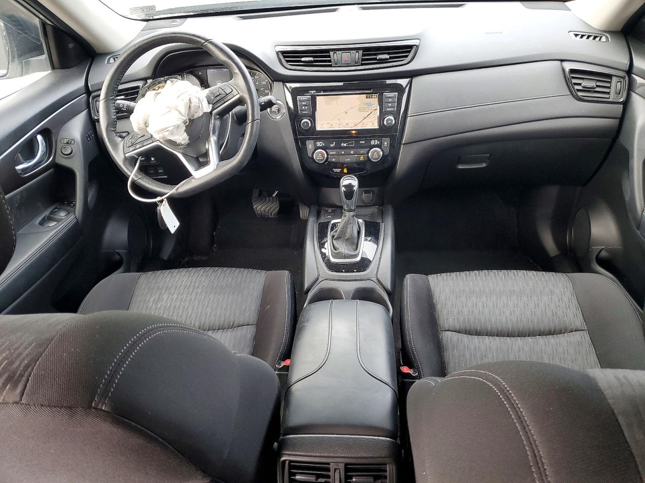 2019 NISSAN ROGUE S photo 8